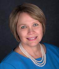 Lenore Ealy Headshot