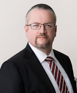 Bahnsen Headshot